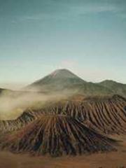 Rong Shao Nan Ning Y